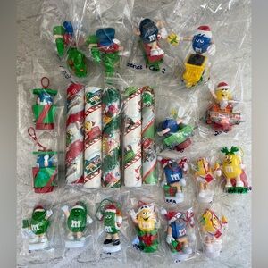 Lot of 22 M&M Collectible Christmas Candy Topper Plastic Ornaments Trains Tubes
